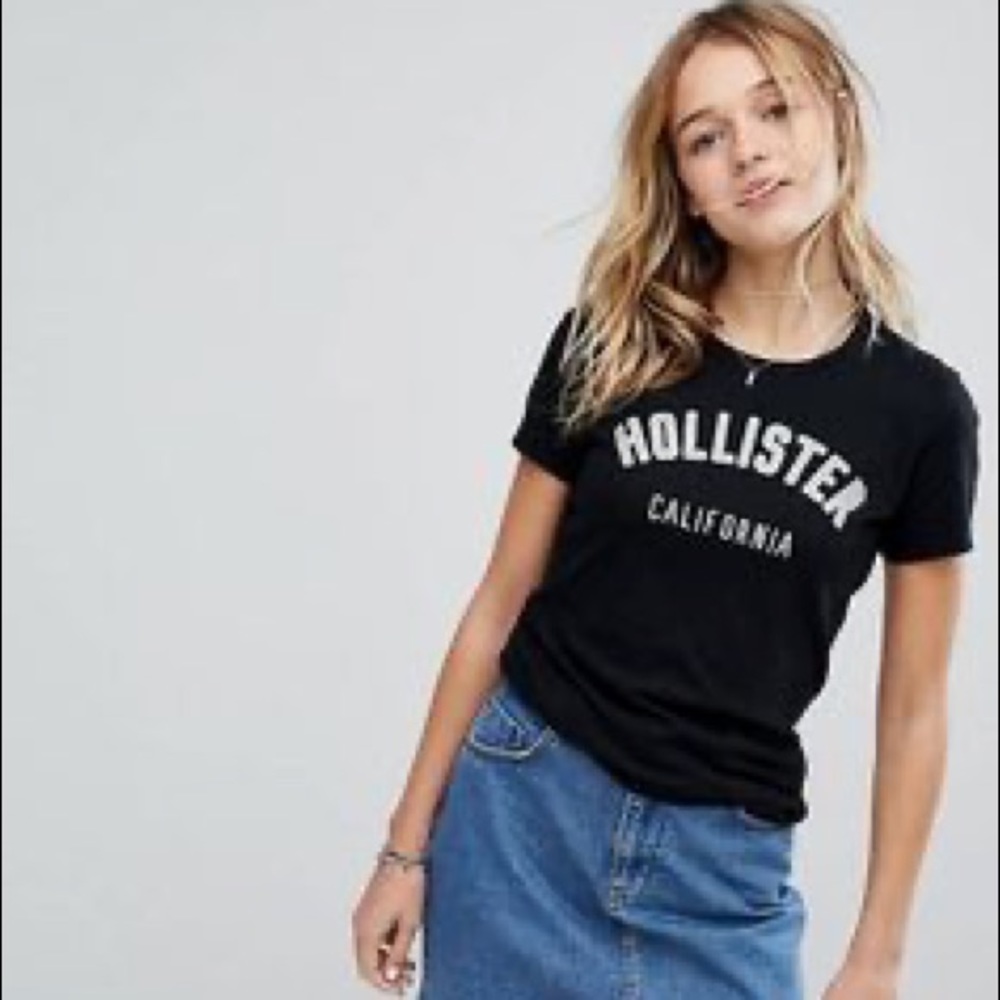 Hollister Black Short Sleeve T-Shirt